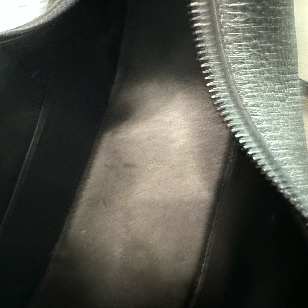 Valentino black V-logo moon small hobo bag in grainy calfskin. - Picture 9 of 11